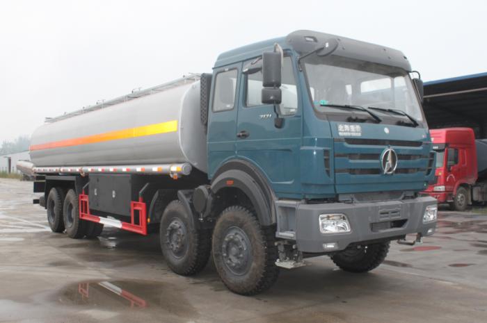 BEIBEN 8x4 30000 Liters fuel tank truck